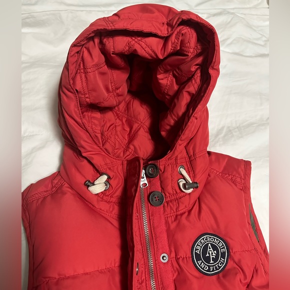 Abercrombie & Fitch vest - Picture 9 of 9